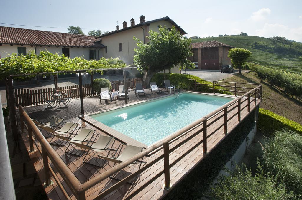 Ada Nada Agriturismo Villa Treiso Exterior photo